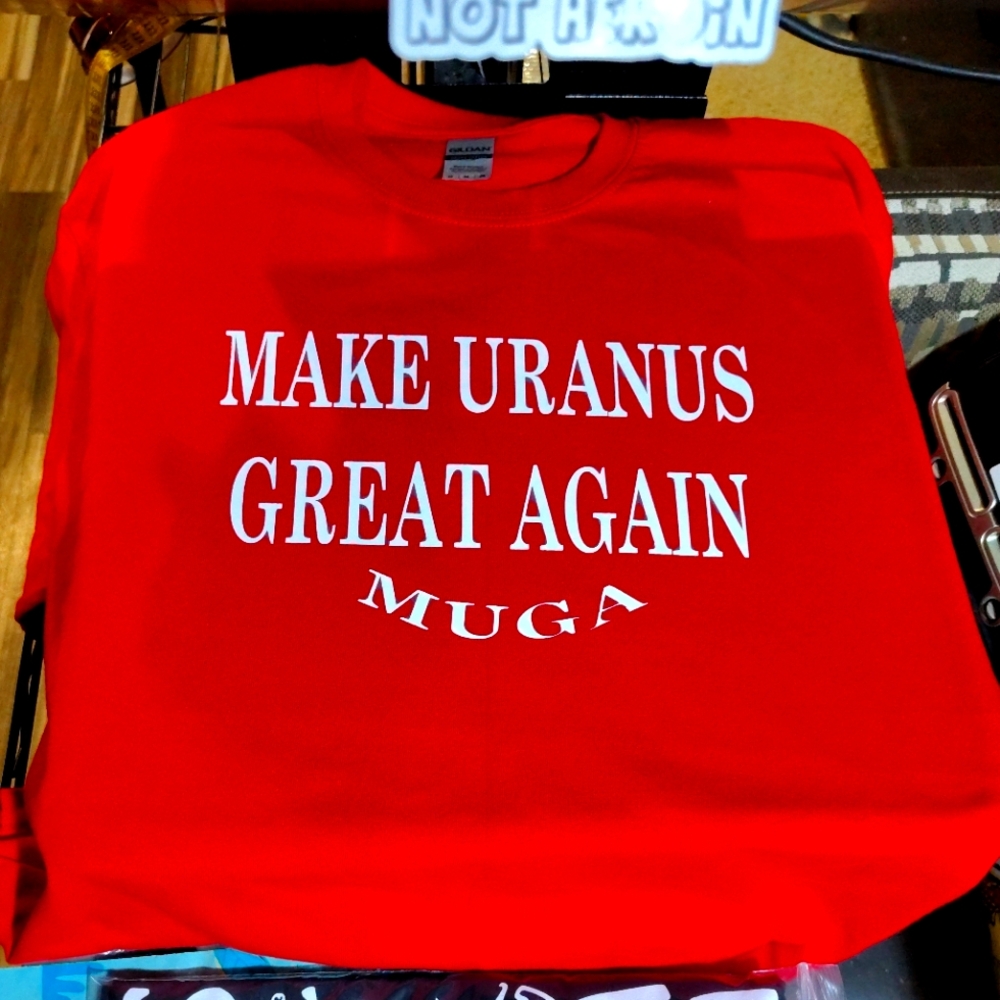 Make Uranus Great Again Funny T-shirt